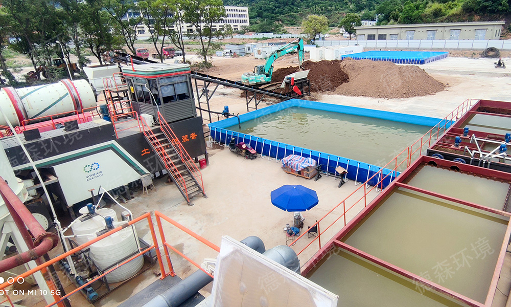 土壤淋洗修復(fù)設(shè)備應(yīng)用現(xiàn)場.jpg 土壤淋洗修復(fù)設(shè)備應(yīng)用現(xiàn)場