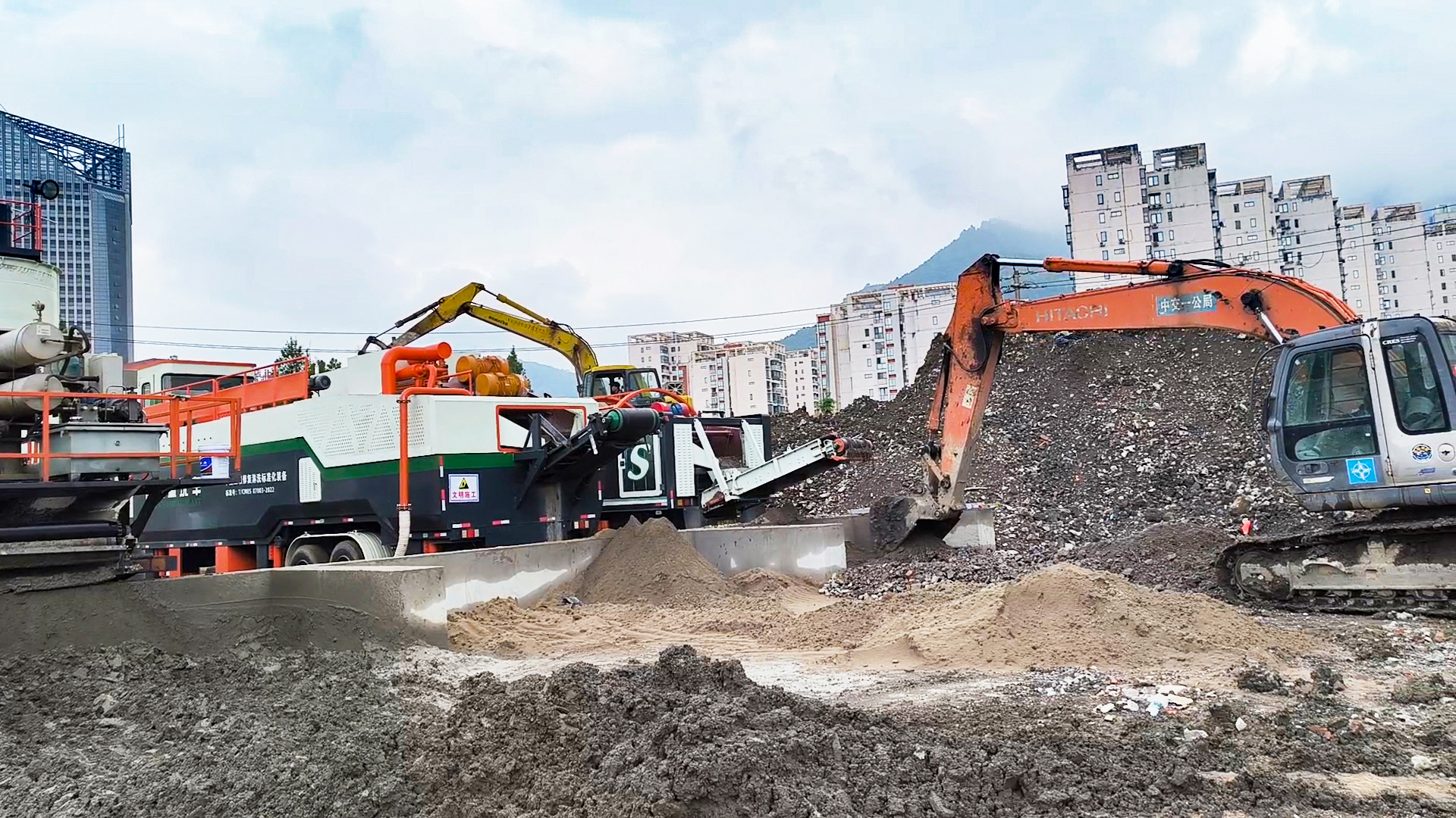 以土為基，筑穩(wěn)未來——德森環(huán)境土壤修復的深層價值與多維擔當