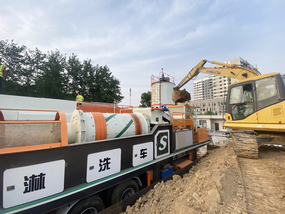 處理回收一體化 德森淋洗車(chē)升級(jí)環(huán)保作業(yè)模式