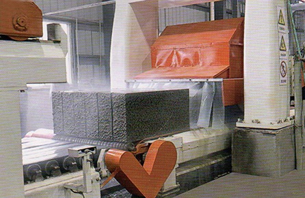 自保溫砌塊設(shè)備切割機(jī) 自保溫砌塊設(shè)備切割機(jī)